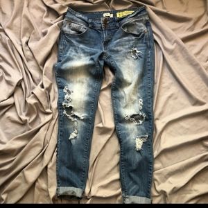 ⭐️Indigo Rein Destroyed Denim Rolled Cropped Jeans 9